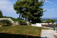 Oniro Skiathos فنادق في Achladies