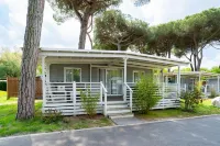 Club del Sole Adriano Family Collection