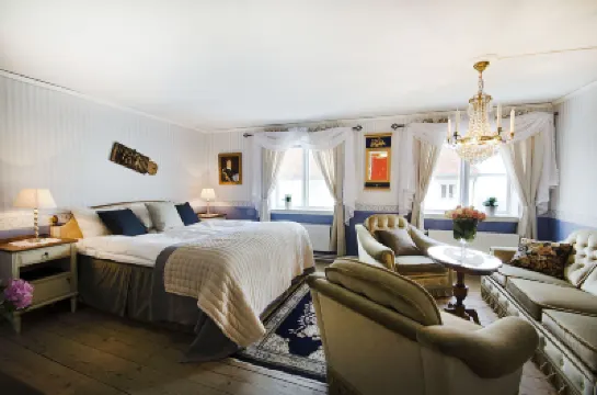 Hotel Amalias Hus Отели в г. 