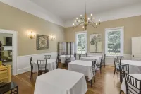 Liberty Hall Bed and Breakfast - breakfast