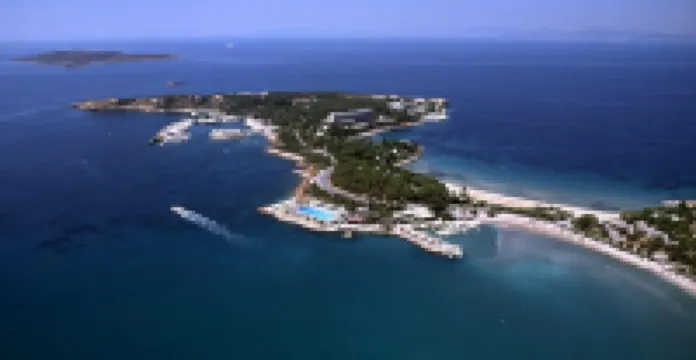 Relux Sea View 2 Bedroom Apartment by BluPine