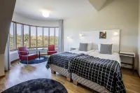 เฟิร์ส โฮเทล แพลเน็ตสตาเดน - รวมอาหารเย็น