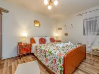 Holiday Home Stone Wall Hotels in Opcina Razanac