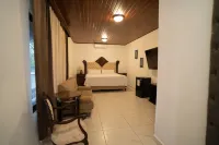 Villa Shalom Hotel a 