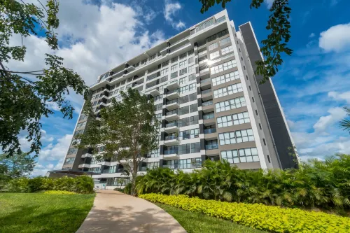 Tower Indico by Casago