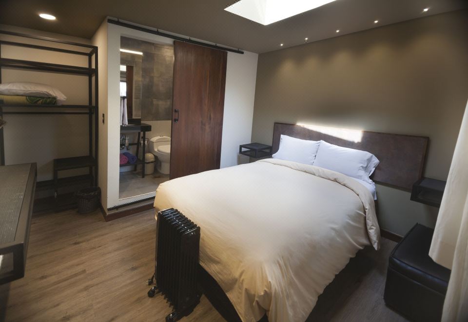 더 어드벤쳐 브루 호스텔