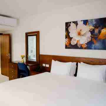 Al-Istiklal Suites Rooms