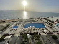 Porto & Almira Beach - Kolam Renang