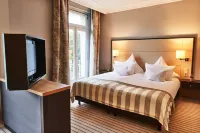 Steigenberger Hotel Bad Neuenahr Hôtels à : MayschoB
