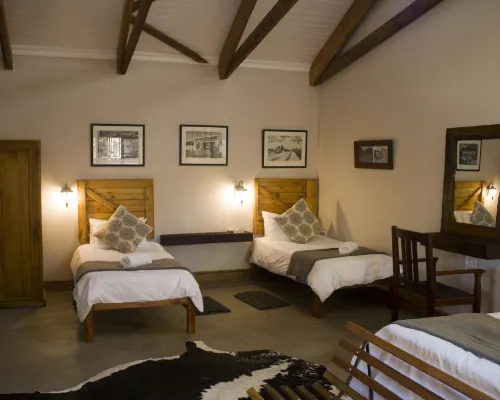Aan Die Oewer Guest House Hotels in Graaff-Reinet