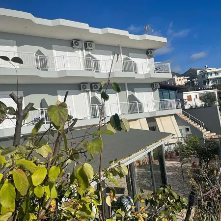 La Maroja View Hotel Отели рядом с достопримечательностью «Пляж Паласа»
