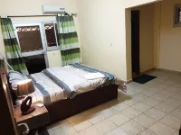 Makepe St Tropez Apartments - Orange Cam