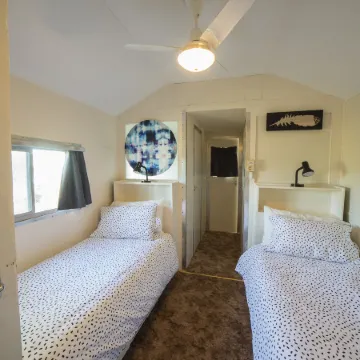 Mundic Waterfront Cottages