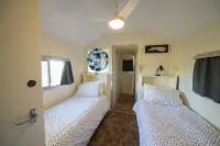 Mundic Waterfront Cottages