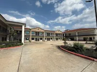 Scottish Inn & Suites - IAH Airport