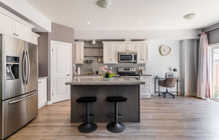 Globalstay. Waterfront 5Br Townhouse. Private Hot Tub, Gym, Sauna