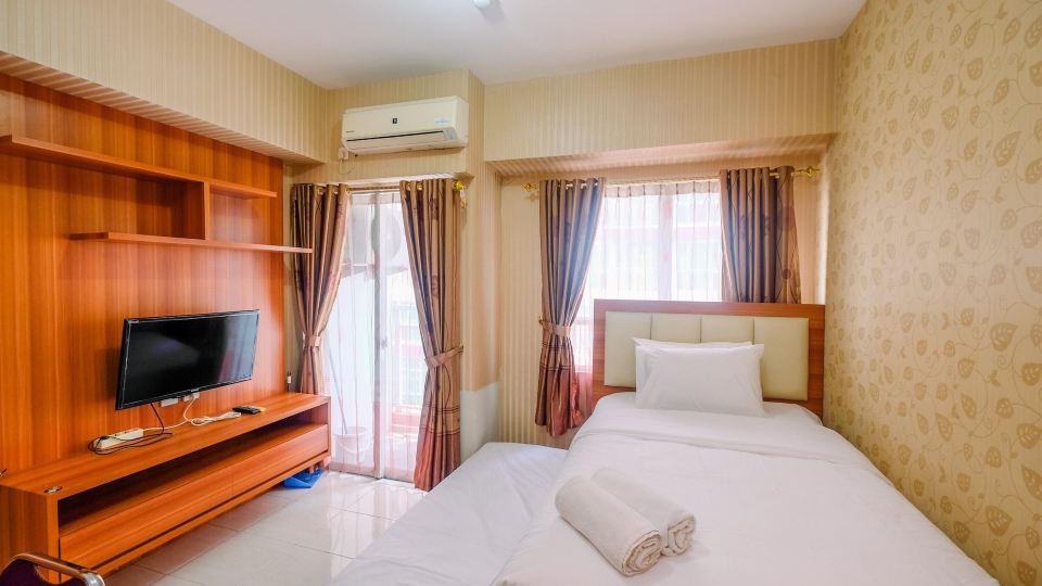Cozy Living Studio Room Taman Melati Margonda Apartment