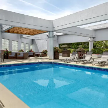 Sheraton Vancouver Guildford Hotel