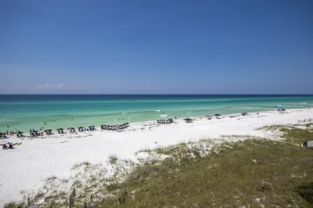 Beach Chairs and Umbrella Provided - Beautiful Coastal Getaway