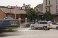 Alpinist Hotel Các khách sạn ở 
