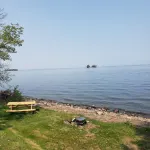 The Hill House. A Peaceful Lake Home on the Shoreline of Mille Lacs Lake.