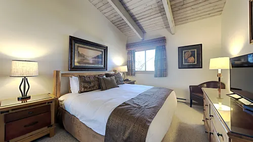 Mountain Retreat - Hot Tub, WiFi, Ski-in/out Hotels in Snowmass Village