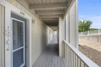Breathtaking Lake Views and Pool Access - Stunning Waterfront Haven