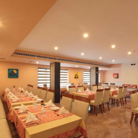 Hotel Park Residency