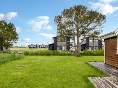 "Karin" - 300m from the sea