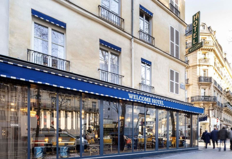 웰컴 호텔 외관 및 주변 전경