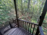 Serenity Escape Treehouse and Fire Pit - Charming Nature Retreat Hotels in DeKalb County