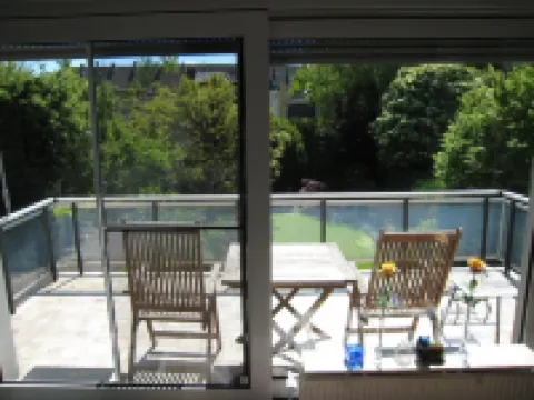 2.5 km to the city center.  Vacation apartment in a quiet location.