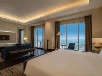 Diplomat Radisson Blu Hotel, Residence and Spa Manama otelleri