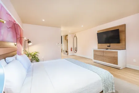 The Bentley Hotel Southampton Отели в г. Такахо