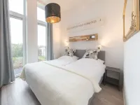 Detached House on Lake in Zeeland Holiday Park