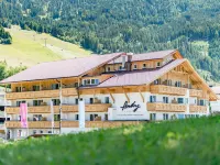 Hotel Andy 4 Sterne Superior Hotels in Jerzens