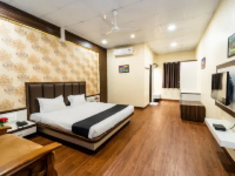 Narmada Hills Resort Hotels in Omkareshwar