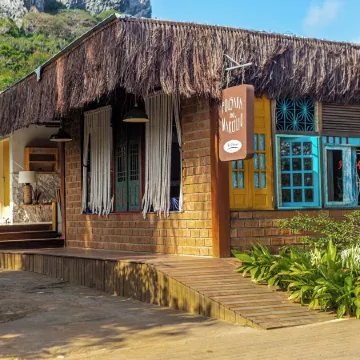 Ecocharme Pousada do Marcilio Отели рядом с достопримечательностью «Пляж Саншу»