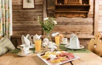 Rasmushof - Hotel Kitzbühel - breakfast