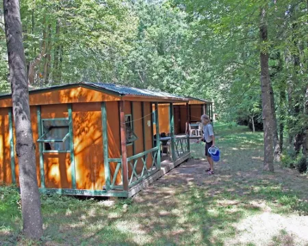Camping le P'Tit Bonheur Hôtels à : Escaro