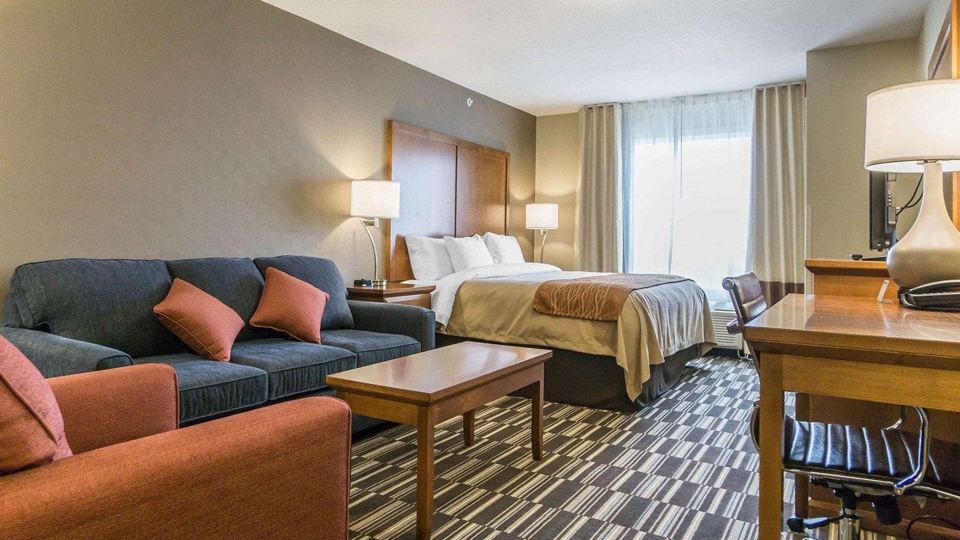 Comfort Inn & Suites Edmonton International Airport