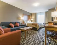 Comfort Inn & Suites Edmonton International Airport Hotels in Nisku