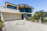Seahaven by Rockingham Apartments