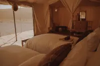 Umnya Dune Camp