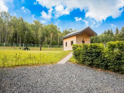 Chalet in Rogery with Garden Hotels near JT Buitensport BE
