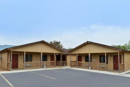 The Texas Lodge Отели в г. Гонзалес