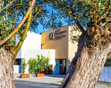 ホテルアパルタメントポルトコーヴォ シネスのホテル