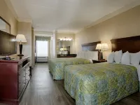 Barefoot Mailman Hotels near Old Pro Golf