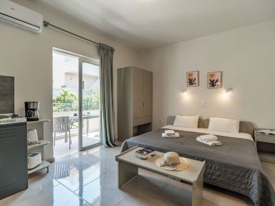 Rhoe Seaside Apartments