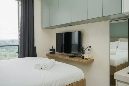 Stunning Studio Apartment at Sky House BSD